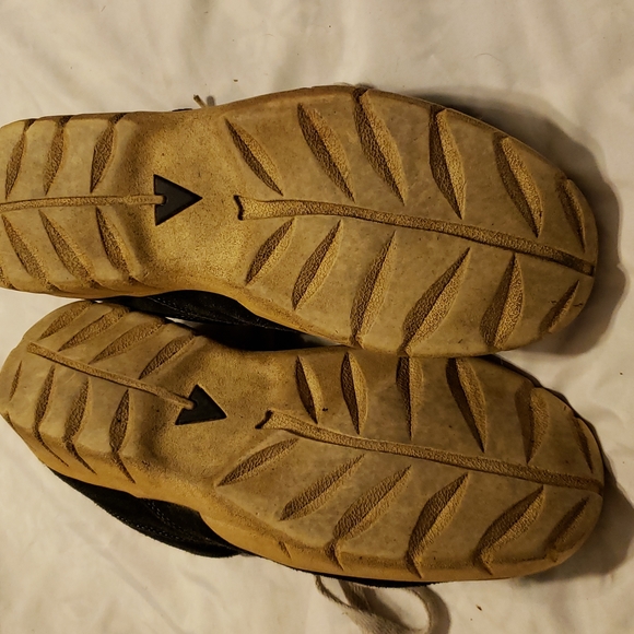 Size 9 airwalk shoes - Picture 5 of 5